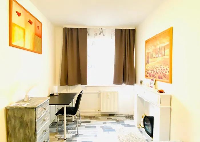 Welcome To Messe! Two-Bedroom Smartapartment &Balcony