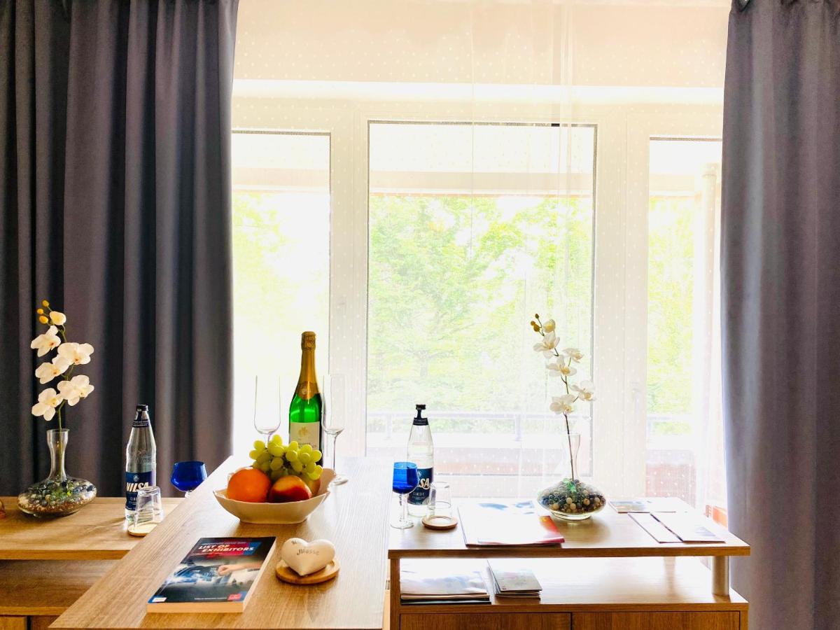 Welcome To Messe! Two-bedroom Smartapartment &balcony Apartment Hannover